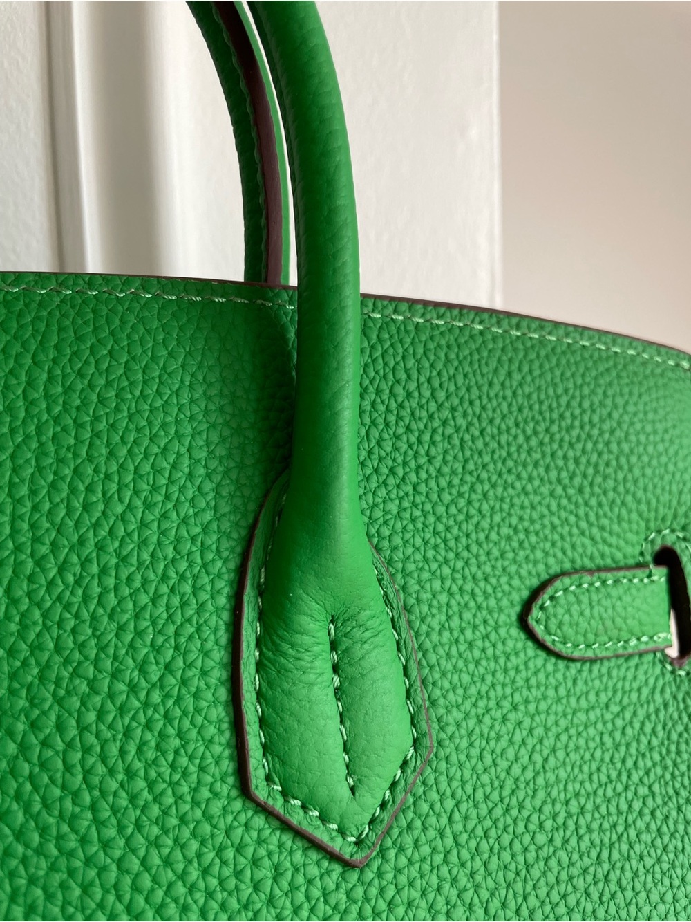 The Ellington 30 - Green - Top-Handle Satchel Bag - Picture 6 of 11
